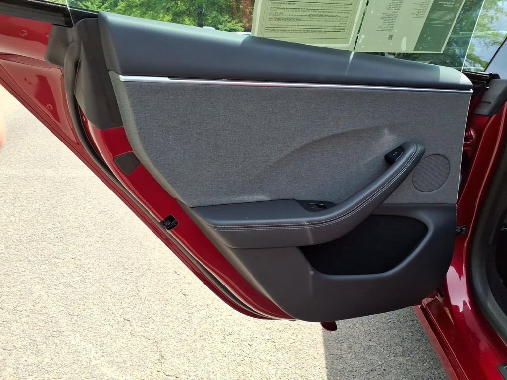 Used 2025 Tesla Model 3 Long Range RWD image 26