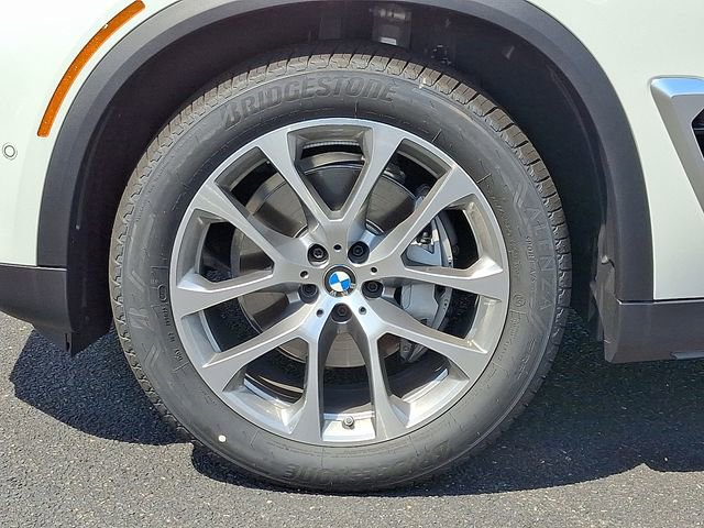 Certified 2026 BMW X5 xDrive40i image 8