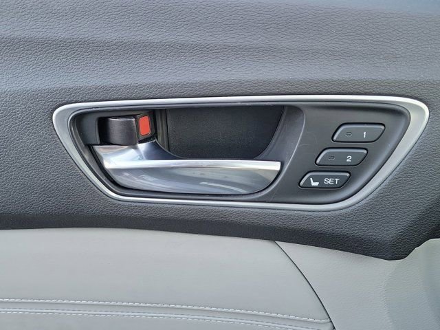 Used 2019 Acura TLX image 27
