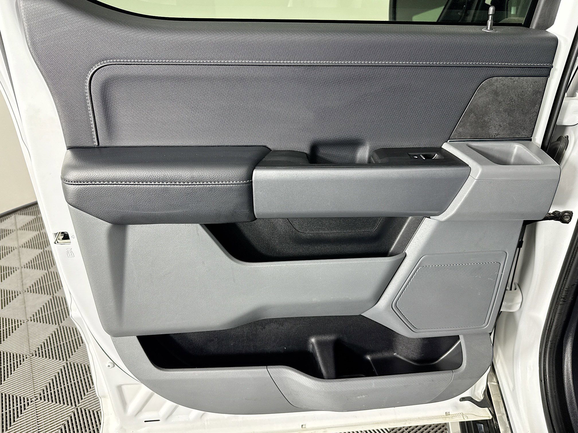 Used 2024 Ford F150 XLT w/ Tow/Haul Package image 23