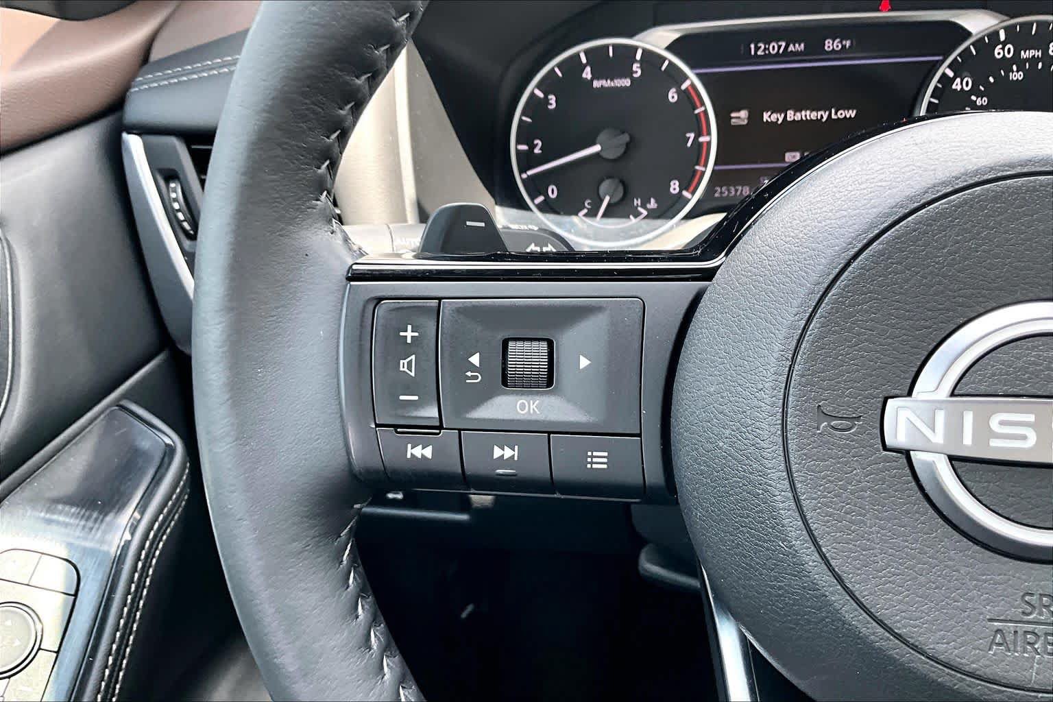 Certified 2023 Nissan Rogue SV w/ SV Premium B Package FWD image 22