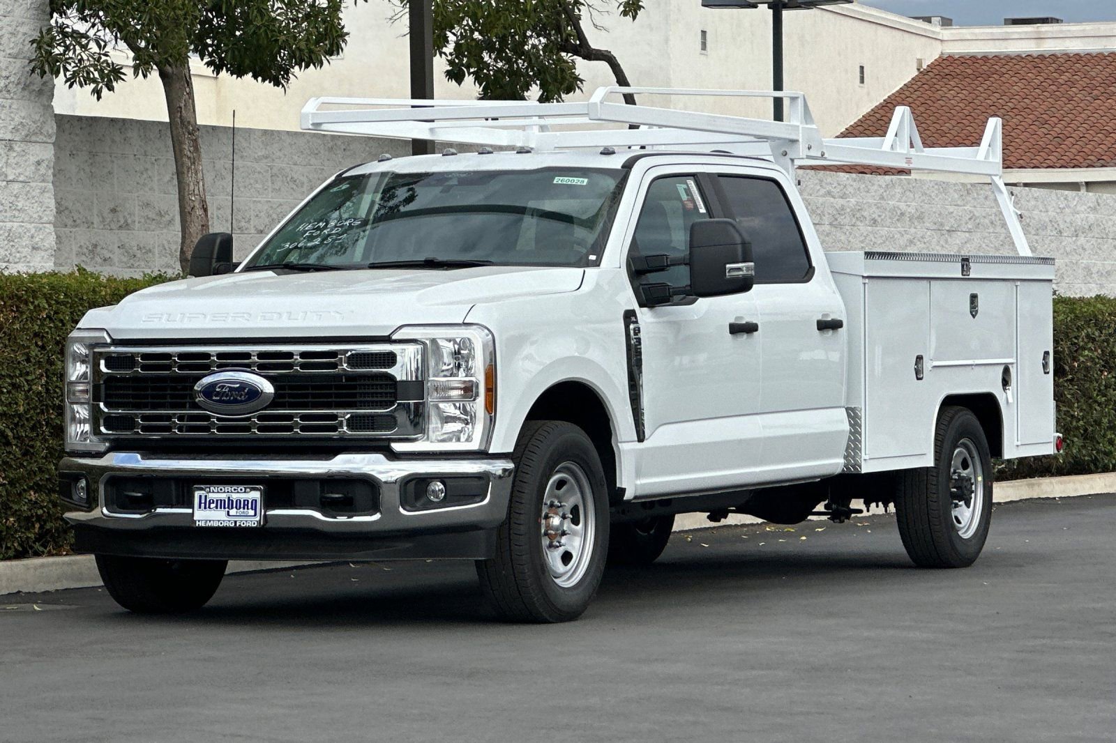 New 2026 Ford F350 XL w/ XL Chrome Package image 8