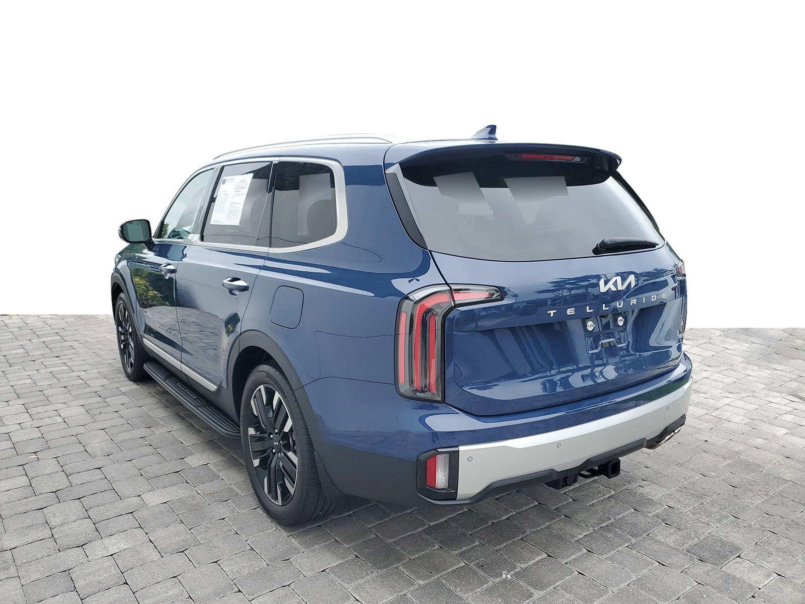 Used 2024 Kia Telluride SX Prestige w/ Towing Package image 4