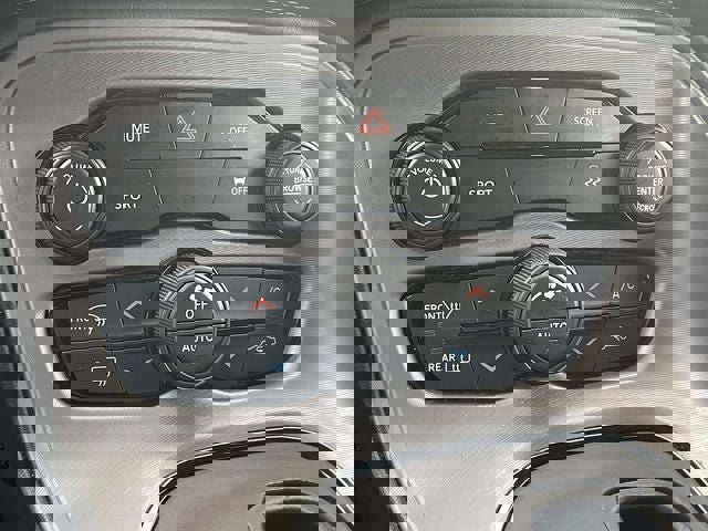 Used 2023 Dodge Challenger SXT image 30