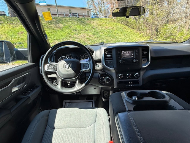 Used 2022 RAM 1500 Big Horn AWD/4WD image 11