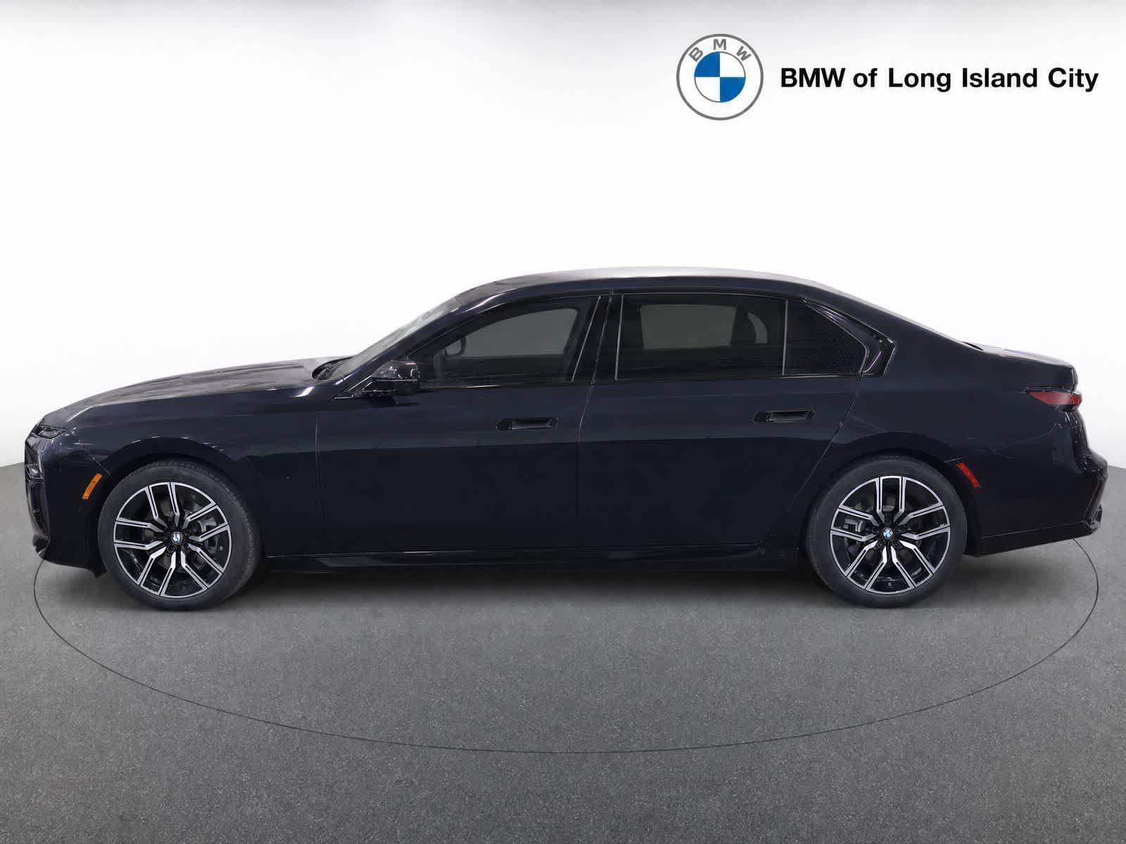 New 2026 BMW 750e xDrive AWD/4WD image 4