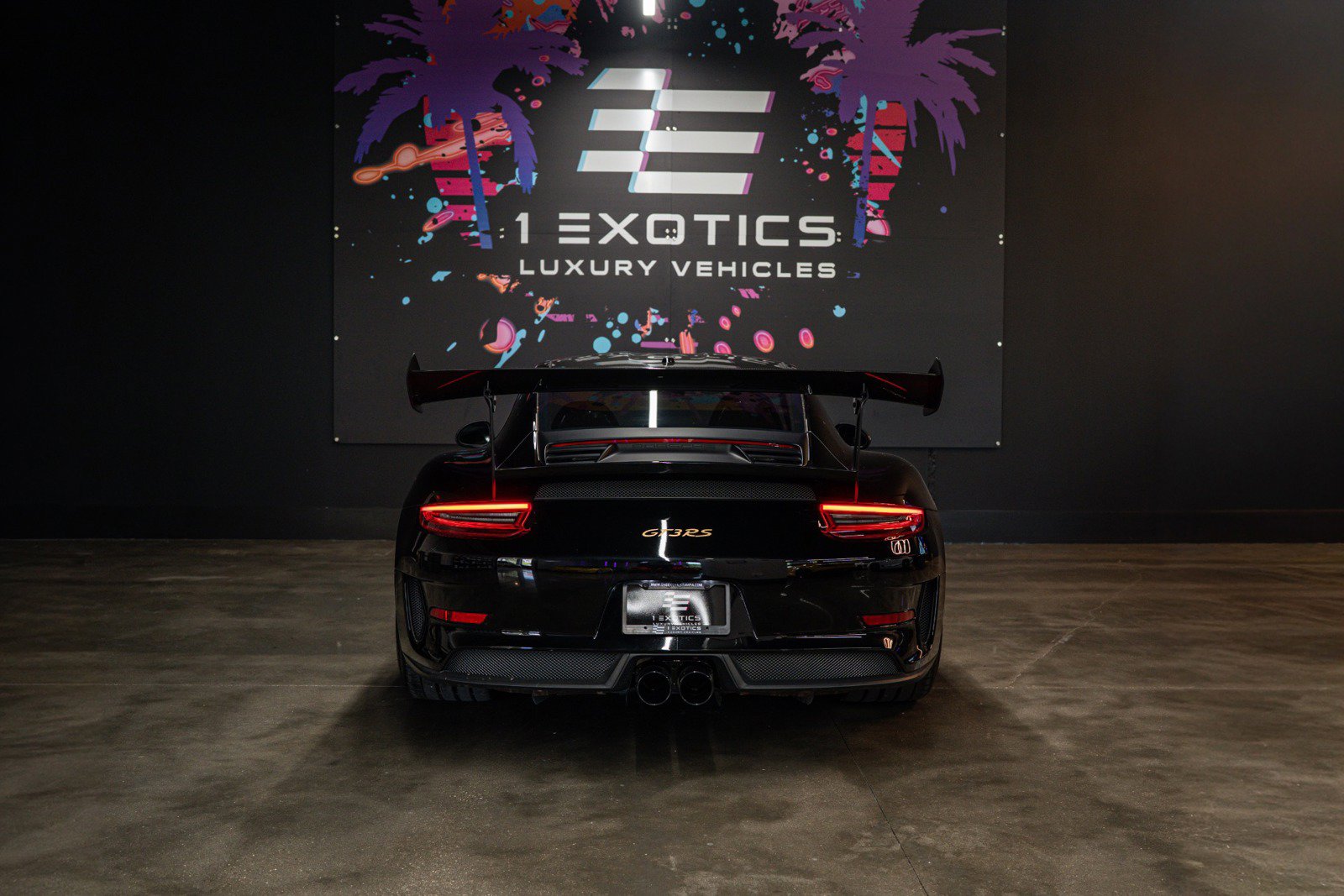 Used 2019 Porsche 911 GT3 RS w/ Weissach Package RWD image 5
