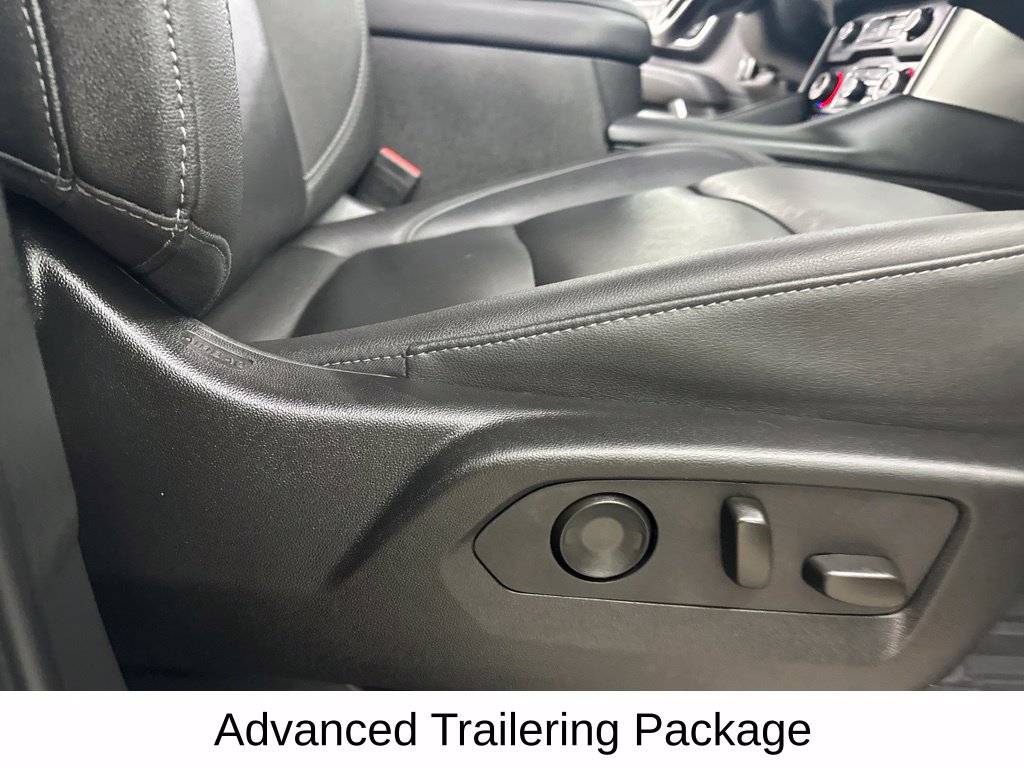 Used 2024 Chevrolet Tahoe Z71 w/ Luxury Package AWD/4WD image 22
