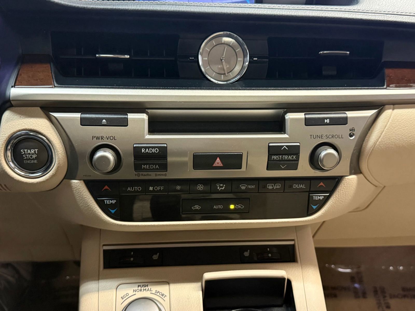 Used 2013 Lexus ES 350 w/ Premium Pkg image 33