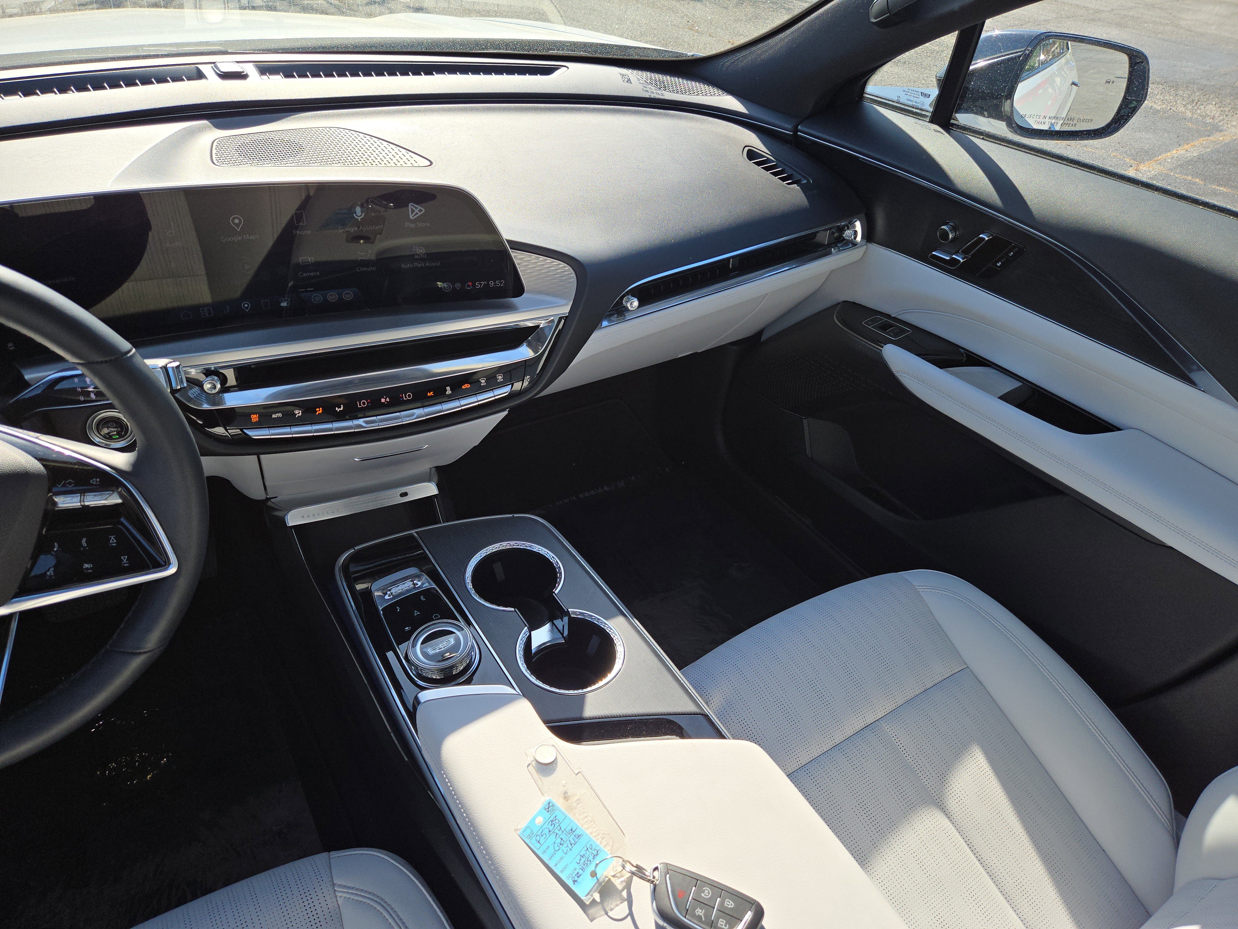 Used 2024 Cadillac Lyriq Luxury RWD image 22