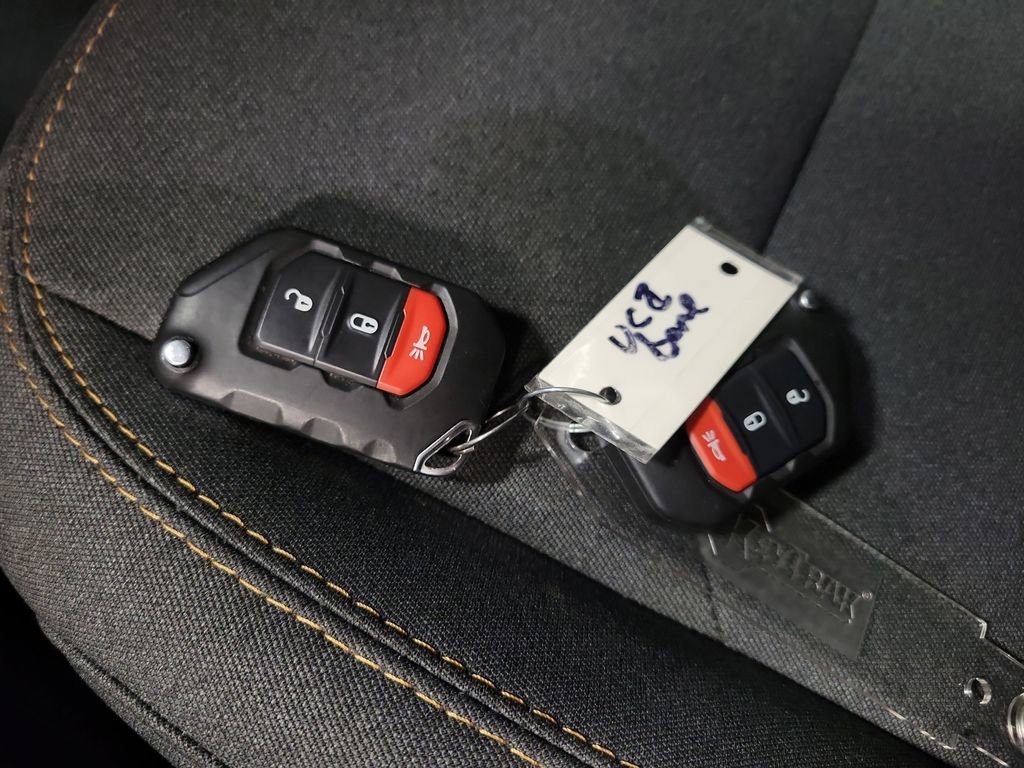 Used 2024 Jeep Wrangler Sport S image 14