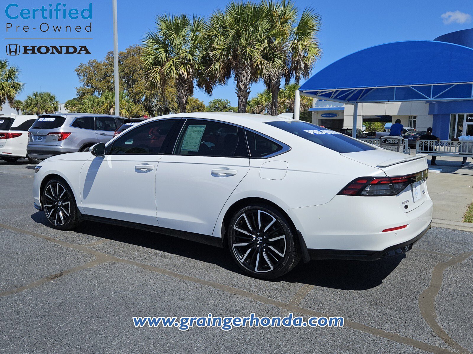 Certified 2023 Honda Accord Touring image 3