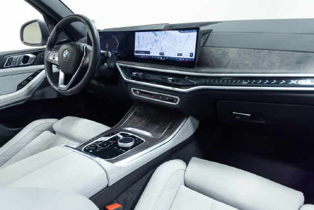 Used 2026 BMW X5 xDrive40i AWD/4WD image 26