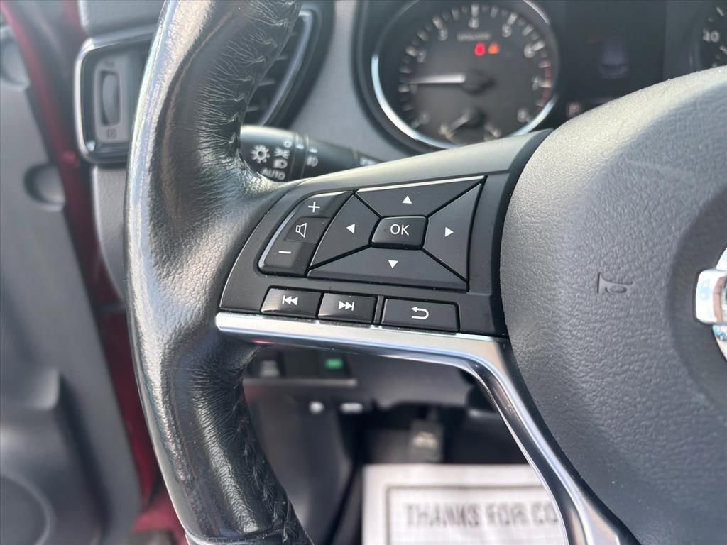 Used 2018 Nissan Rogue Sport SV w/ SV Technology Package image 15