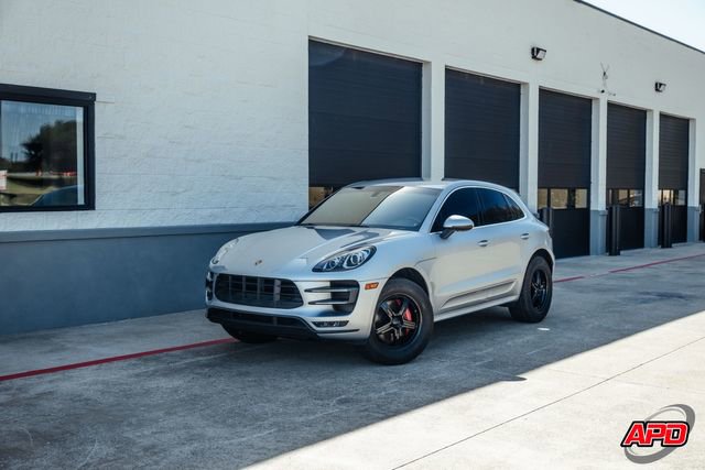 Used 2015 Porsche Macan Turbo image 18