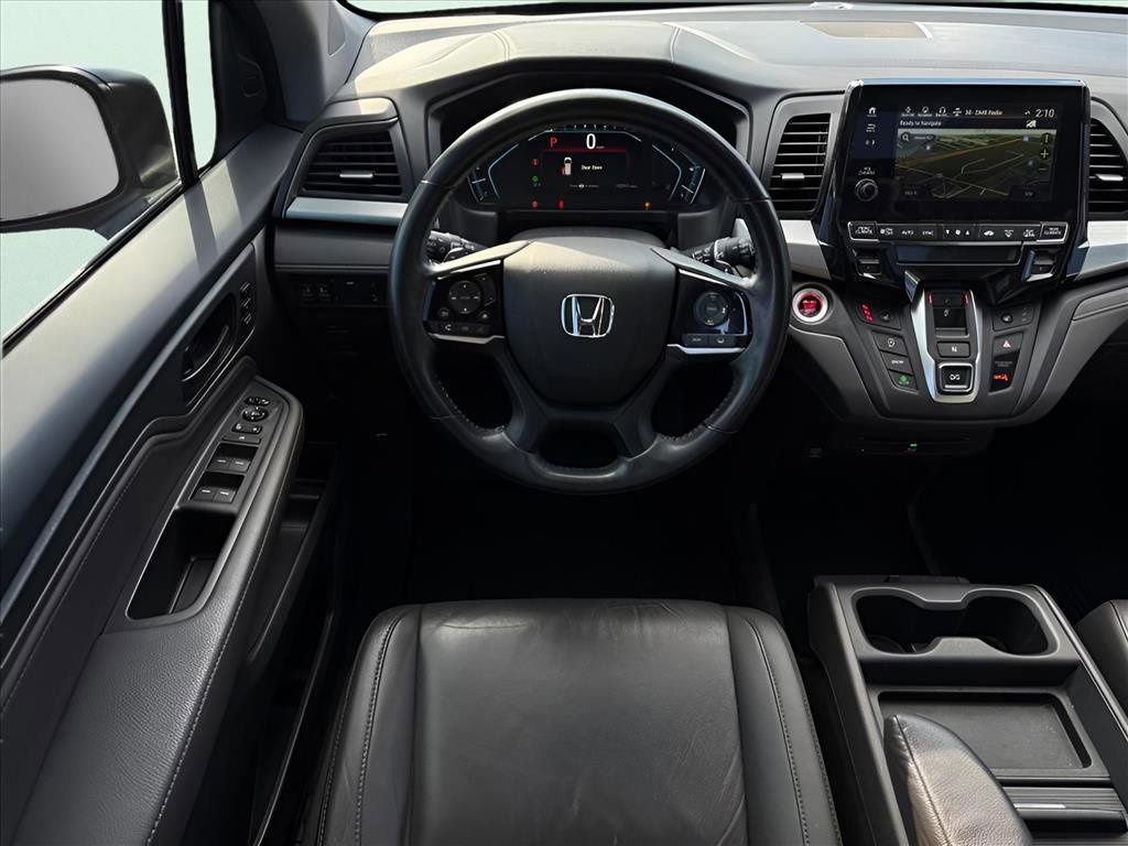 Used 2018 Honda Odyssey Touring image 11