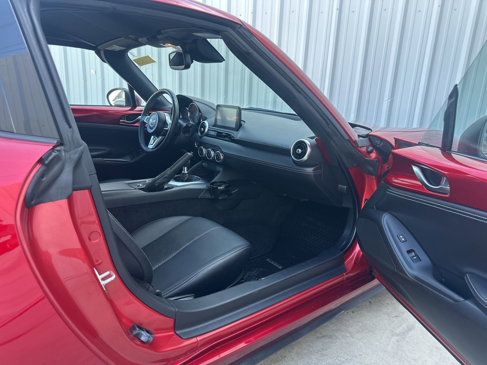 Used 2023 MAZDA MX-5 Miata Grand Touring w/ Weather Package image 11