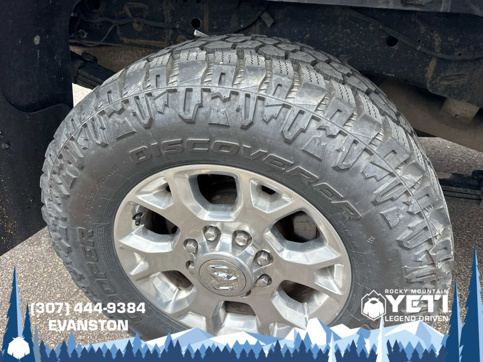 Used 2019 RAM 3500 Laramie AWD/4WD image 11