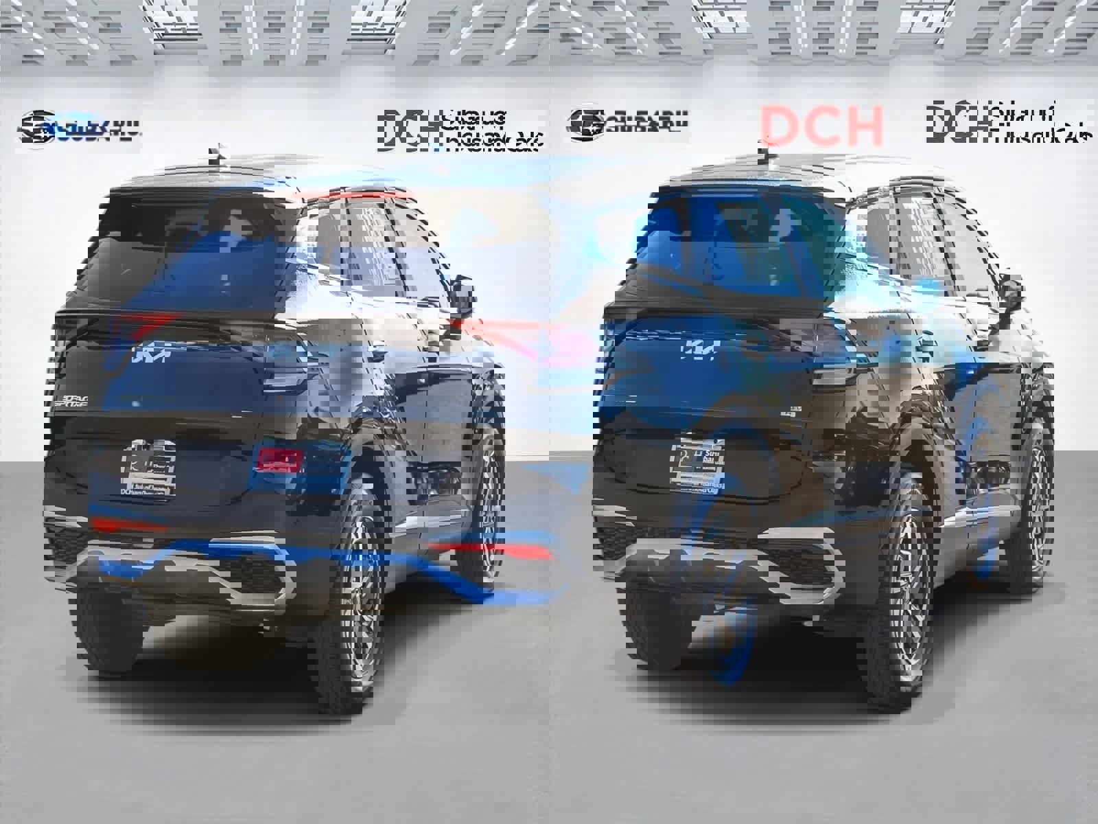 Used 2023 Kia Sportage LX image 4