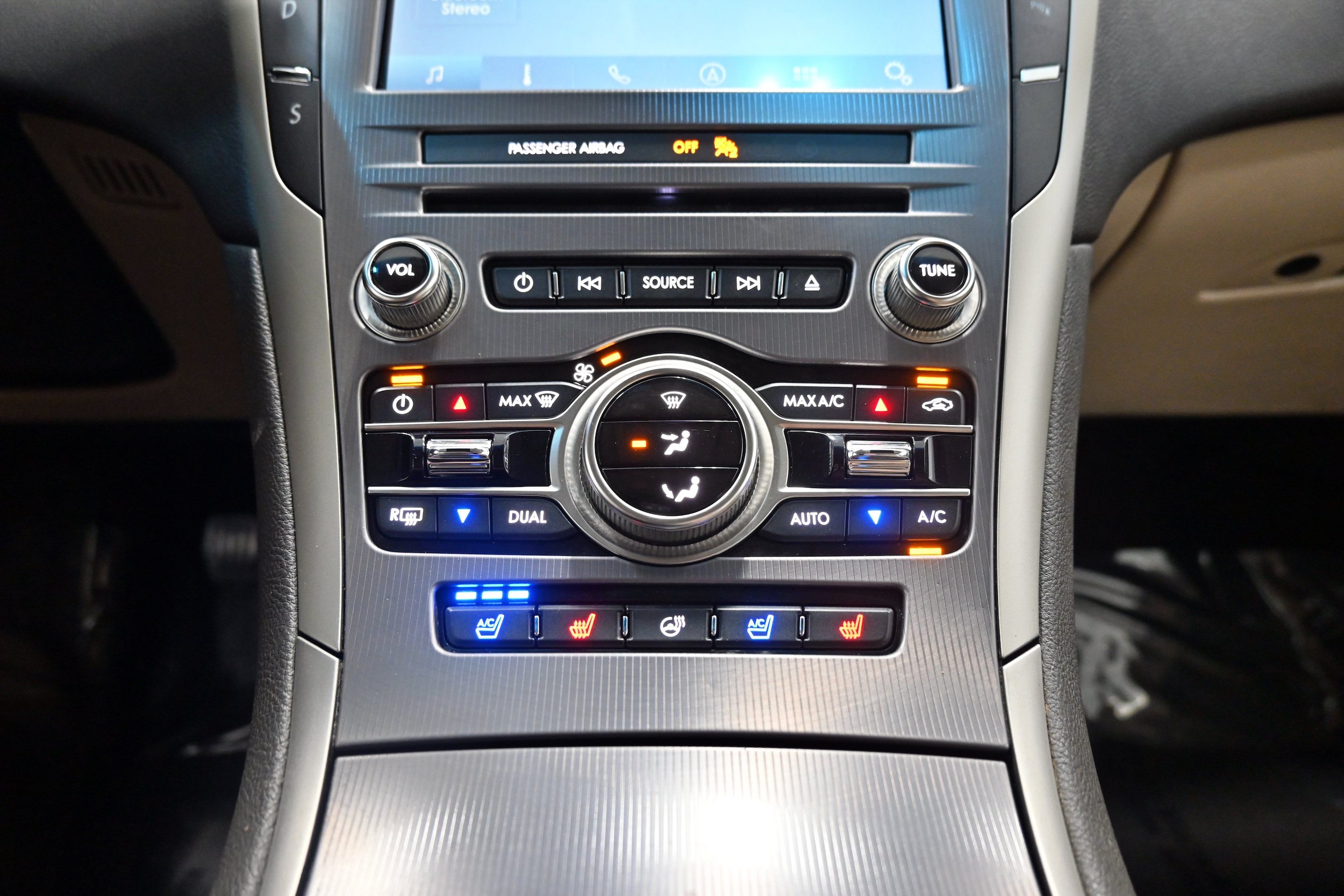 Used 2019 Lincoln MKZ Reserve AWD/4WD image 18