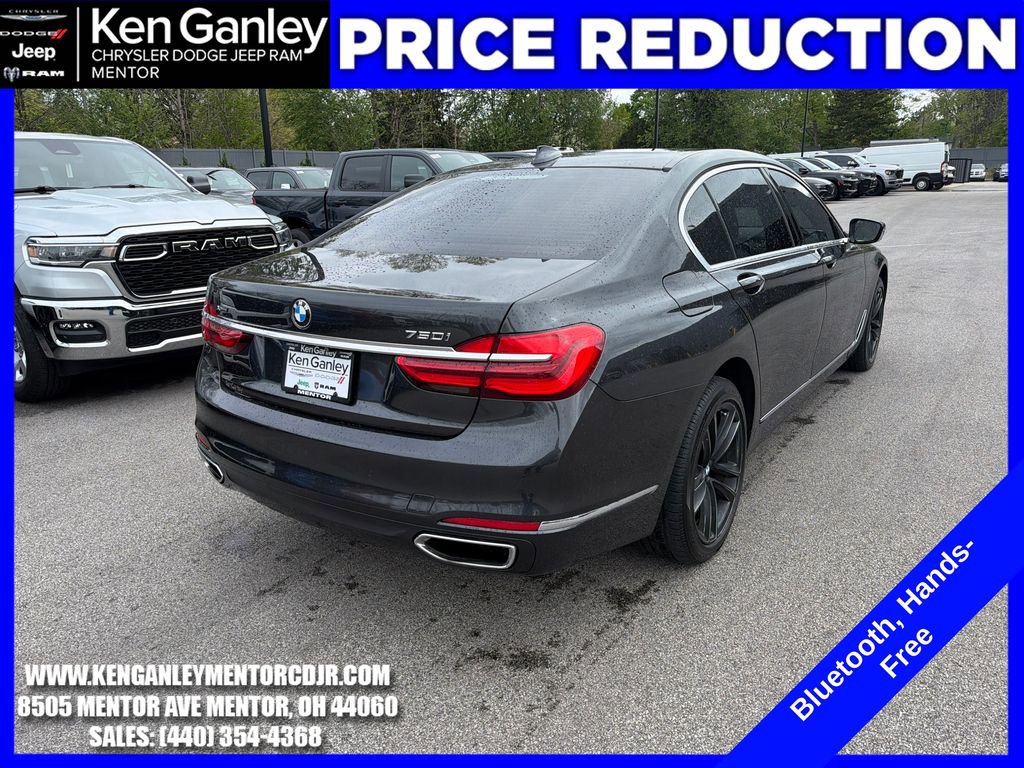 Used 2017 BMW 750i xDrive AWD/4WD image 9