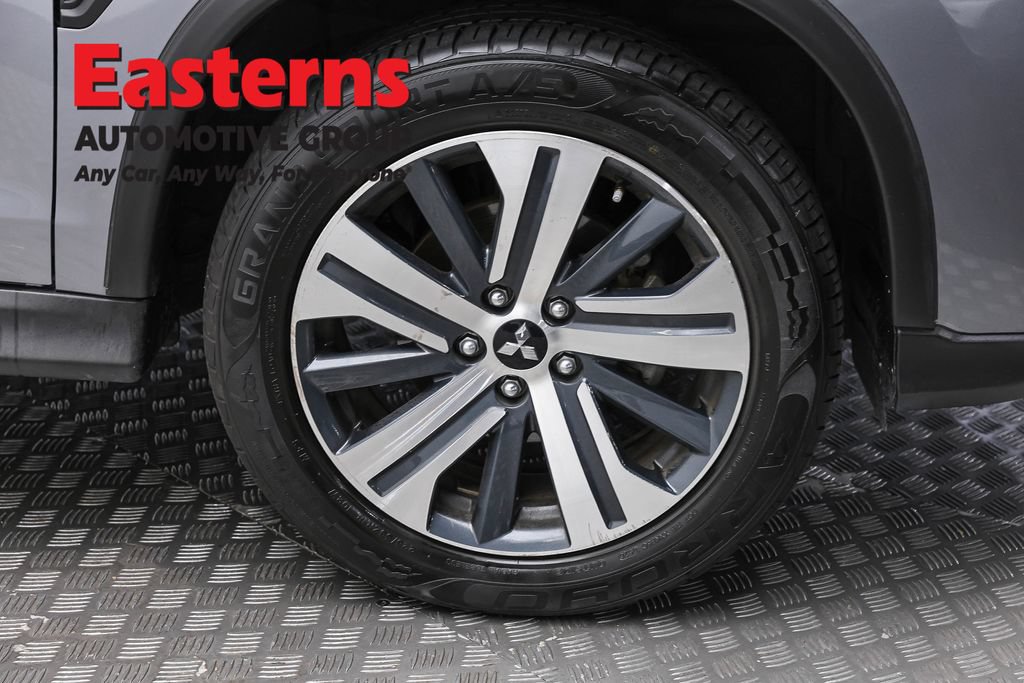 Used 2024 Mitsubishi Outlander Sport ES AWD/4WD image 32