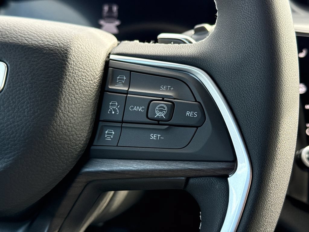 New 2026 Jeep Grand Cherokee Altitude AWD/4WD image 27