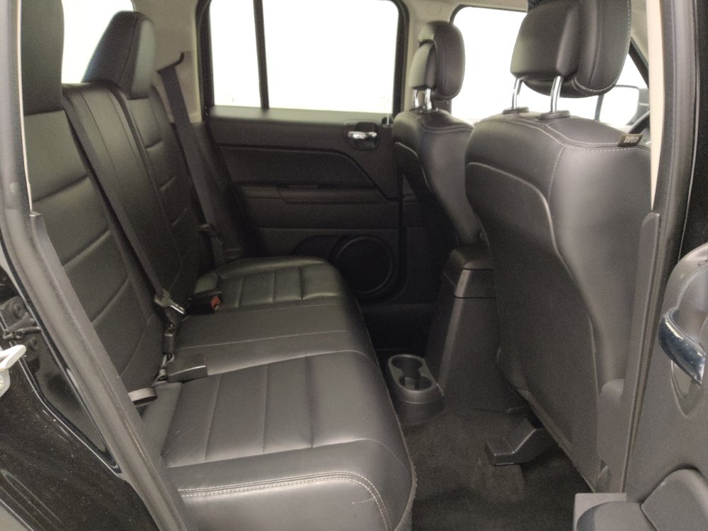 Used 2015 Jeep Patriot High Altitude AWD/4WD image 19