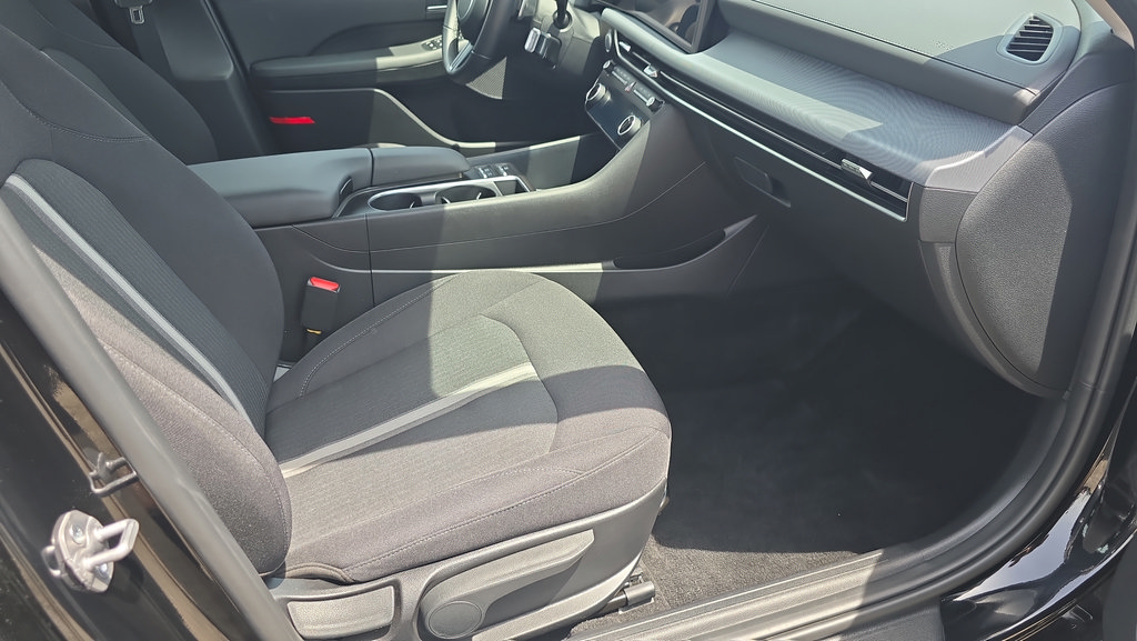 Certified 2026 Hyundai Sonata SEL FWD image 12