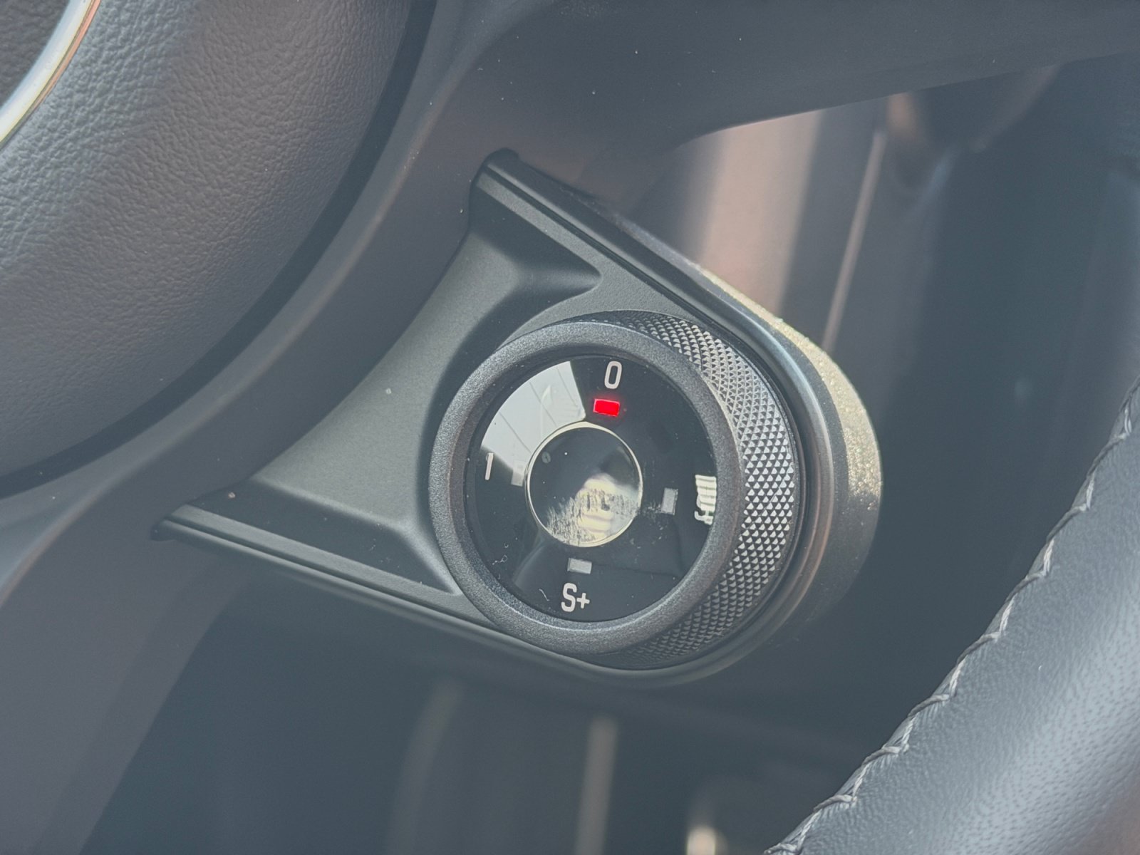 Used 2025 Porsche 718 Cayman RWD image 25