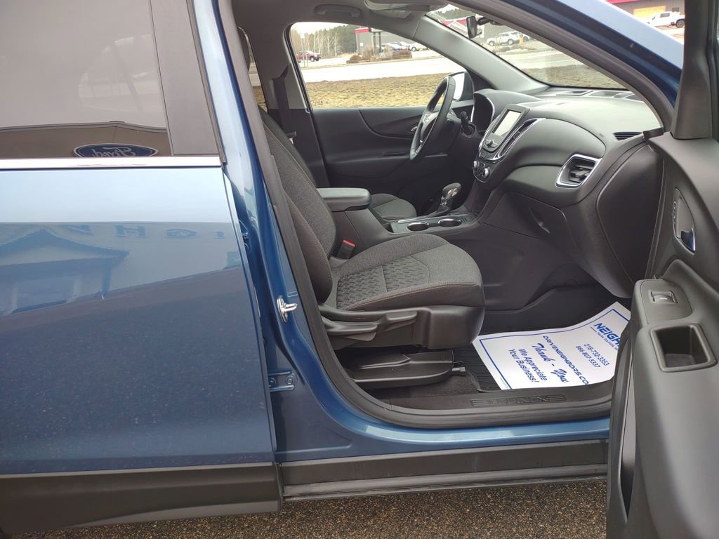 Used 2024 Chevrolet Equinox LT w/ LPO, Floor Liner Package image 34