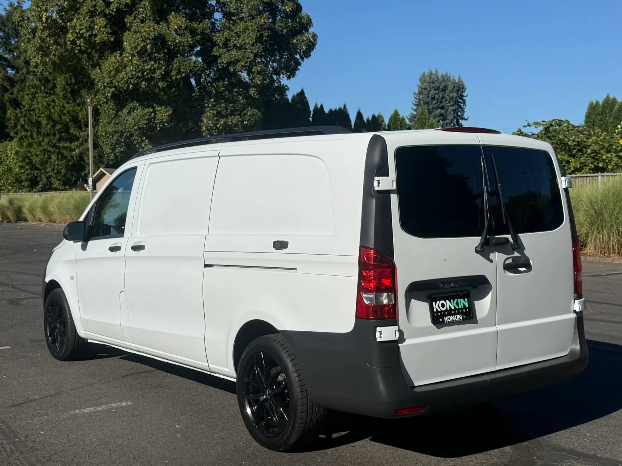 Used 2019 Mercedes-Benz Metris image 4