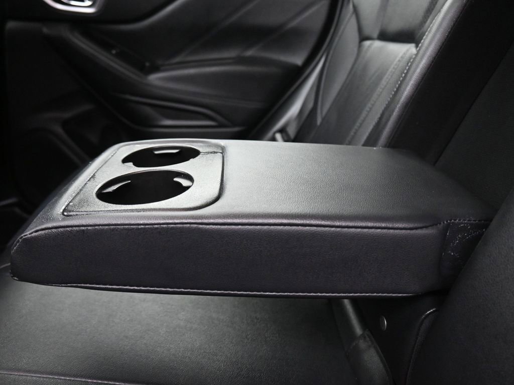 Used 2020 Subaru Forester Limited image 33