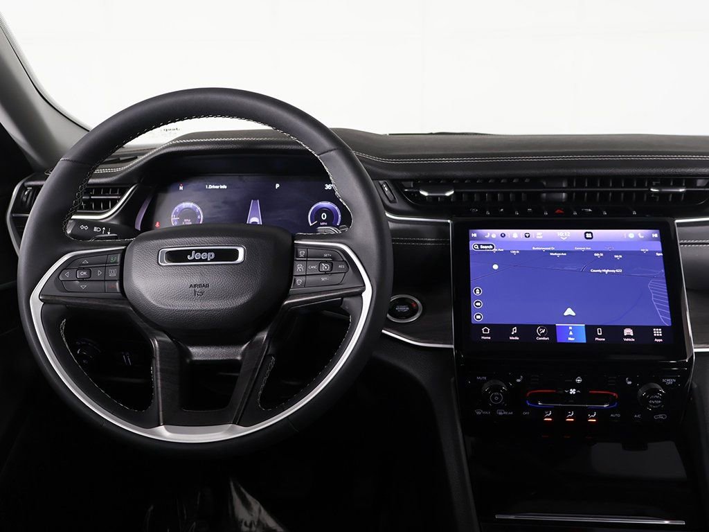 Used 2023 Jeep Grand Cherokee L Limited image 37