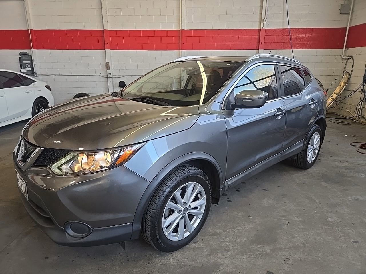 Used 2018 Nissan Rogue Sport SV FWD video 1