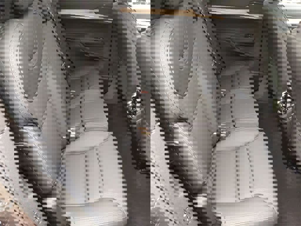 New 2025 Volvo EX90 Plus image 19