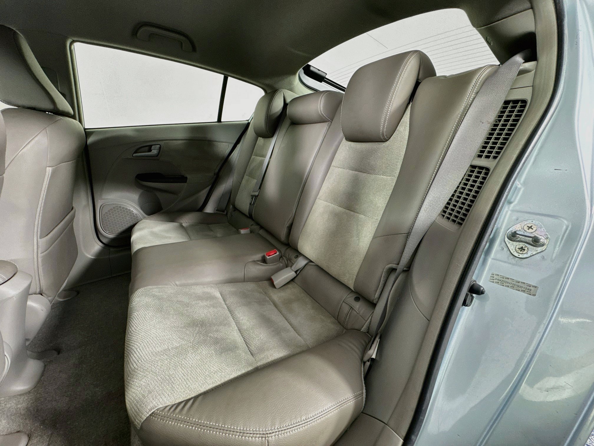 Used 2013 Honda Insight EX image 21