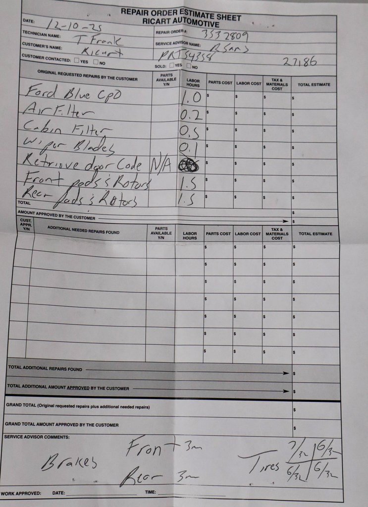 Certified 2022 Ford Edge SE w/ Black Appearance Package image 4