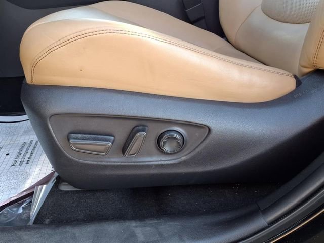 Used 2020 Toyota RAV4 Limited image 13