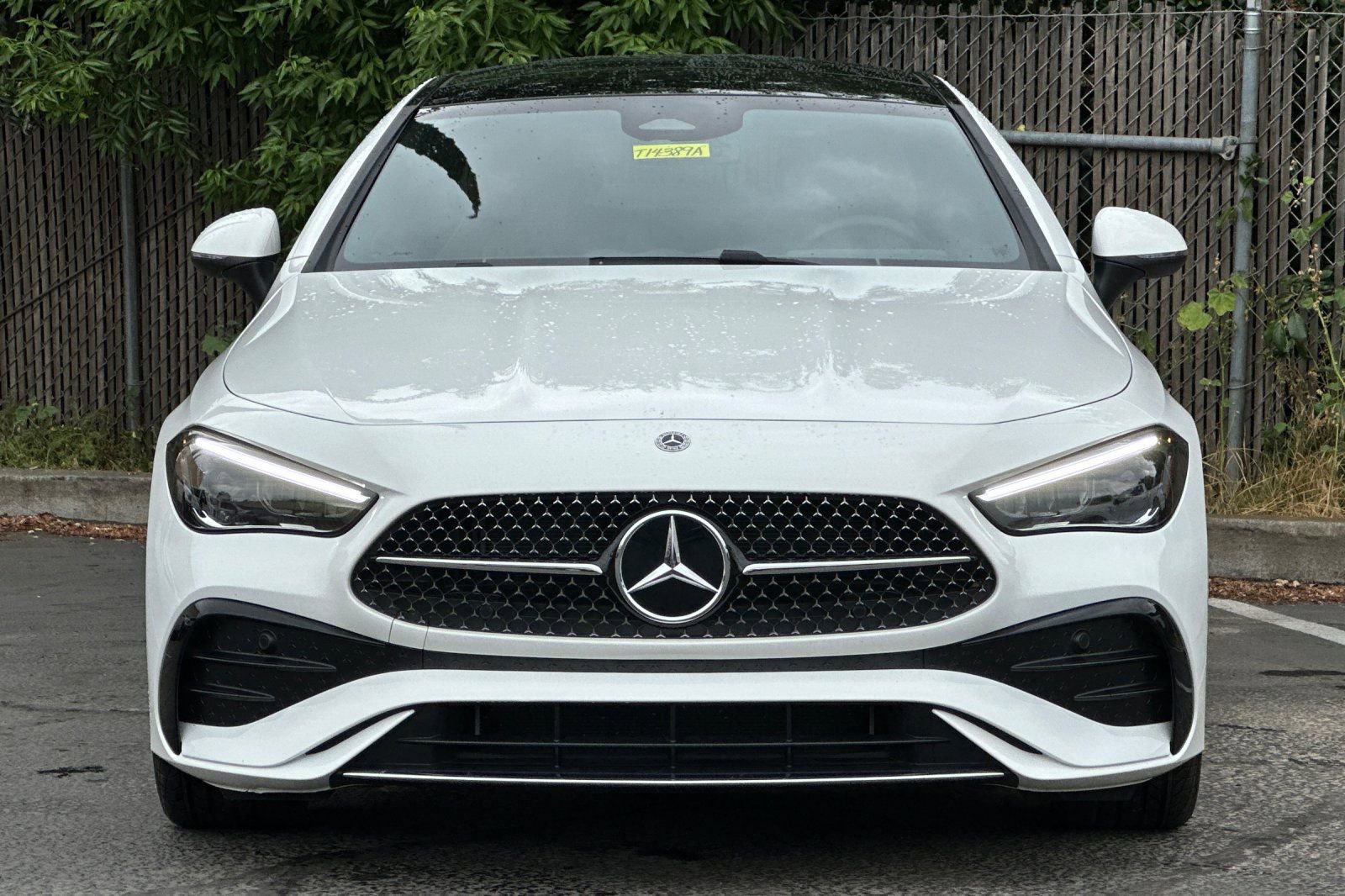 Used 2025 Mercedes-Benz CLE 300 4MATIC Coupe image 6