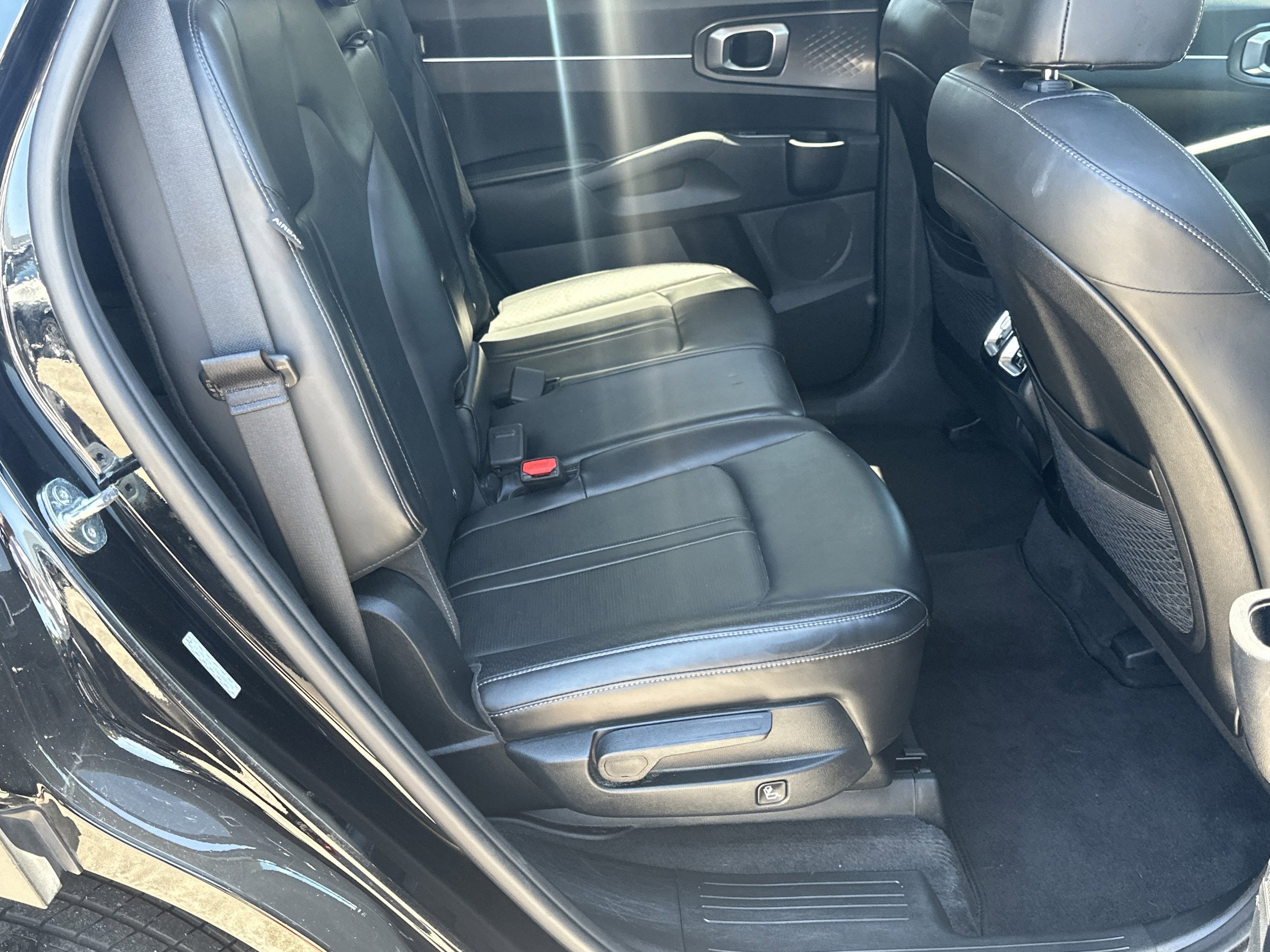 Used 2024 Kia Sorento S FWD image 15