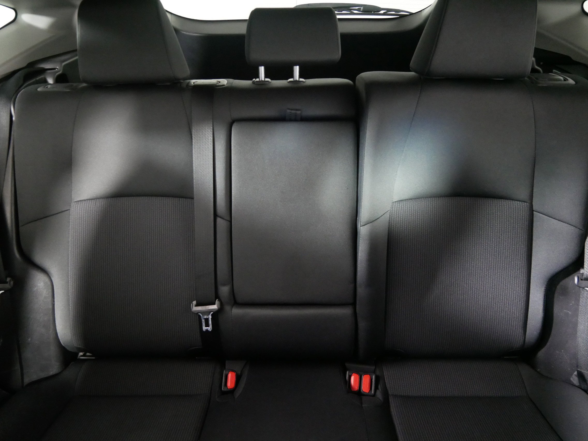 Used 2021 Toyota Venza LE w/ Carpet Mat Package (TMS) image 13