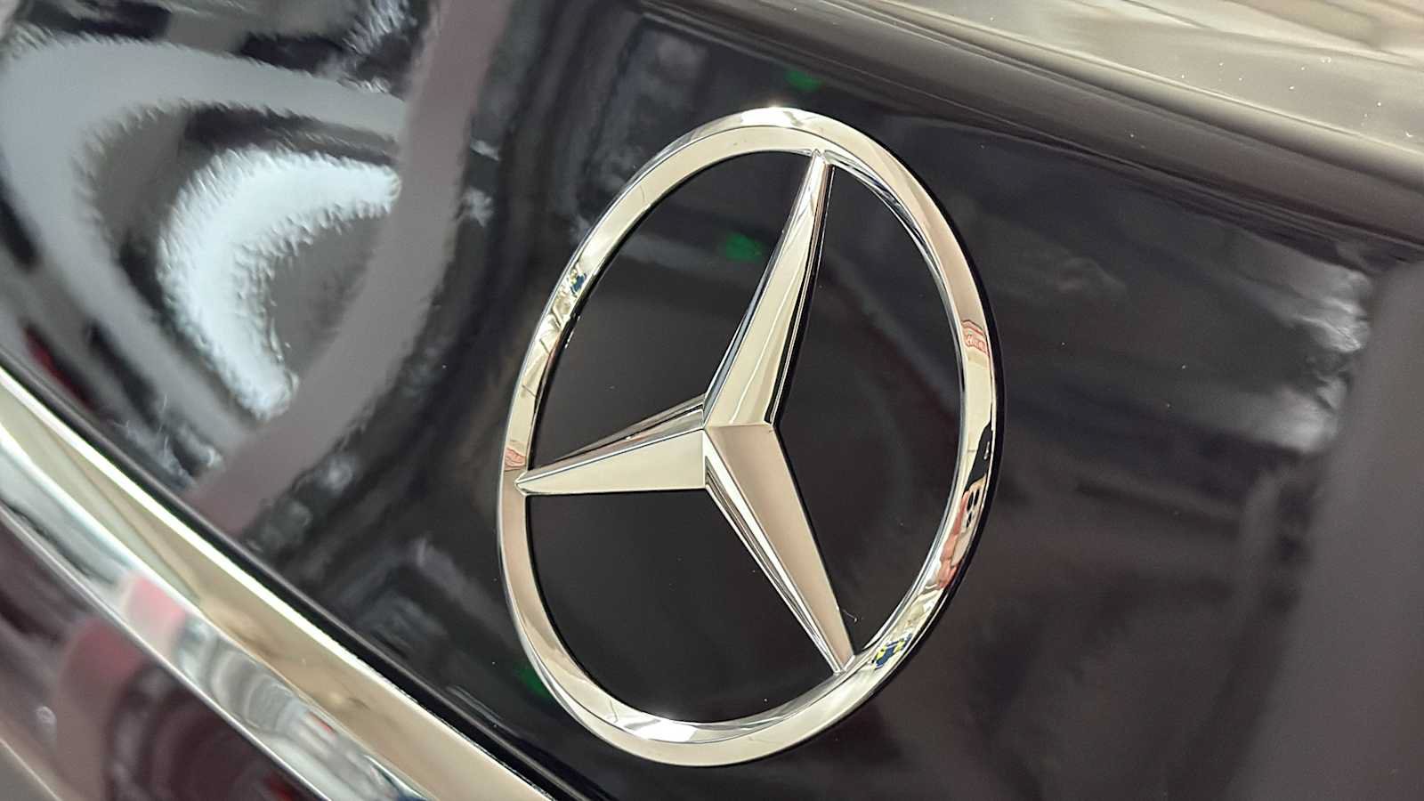New 2027 Mercedes-Benz E 350 4MATIC Sedan image 8