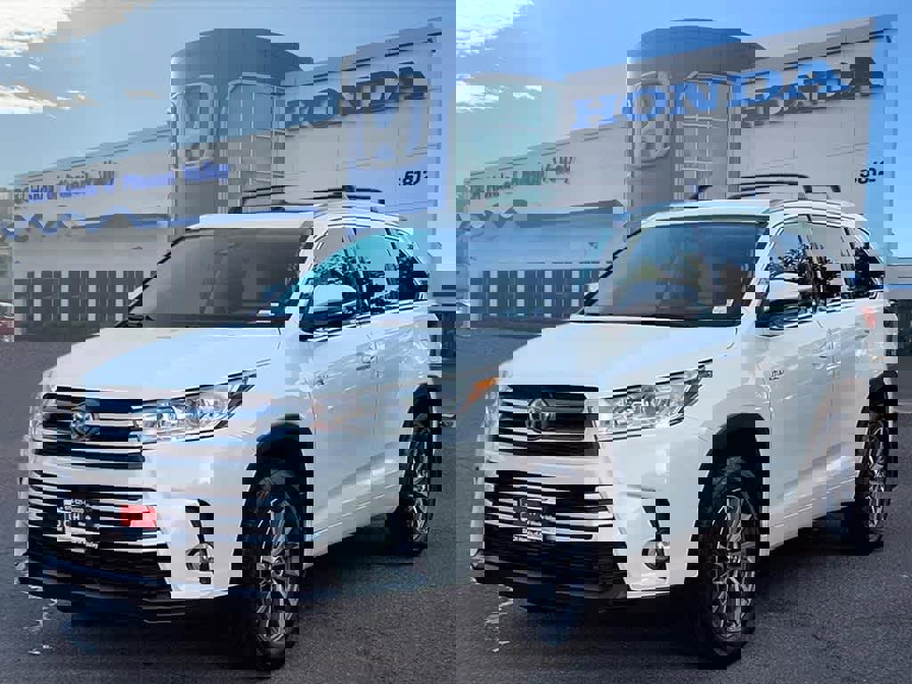 Used 2018 Toyota Highlander XLE