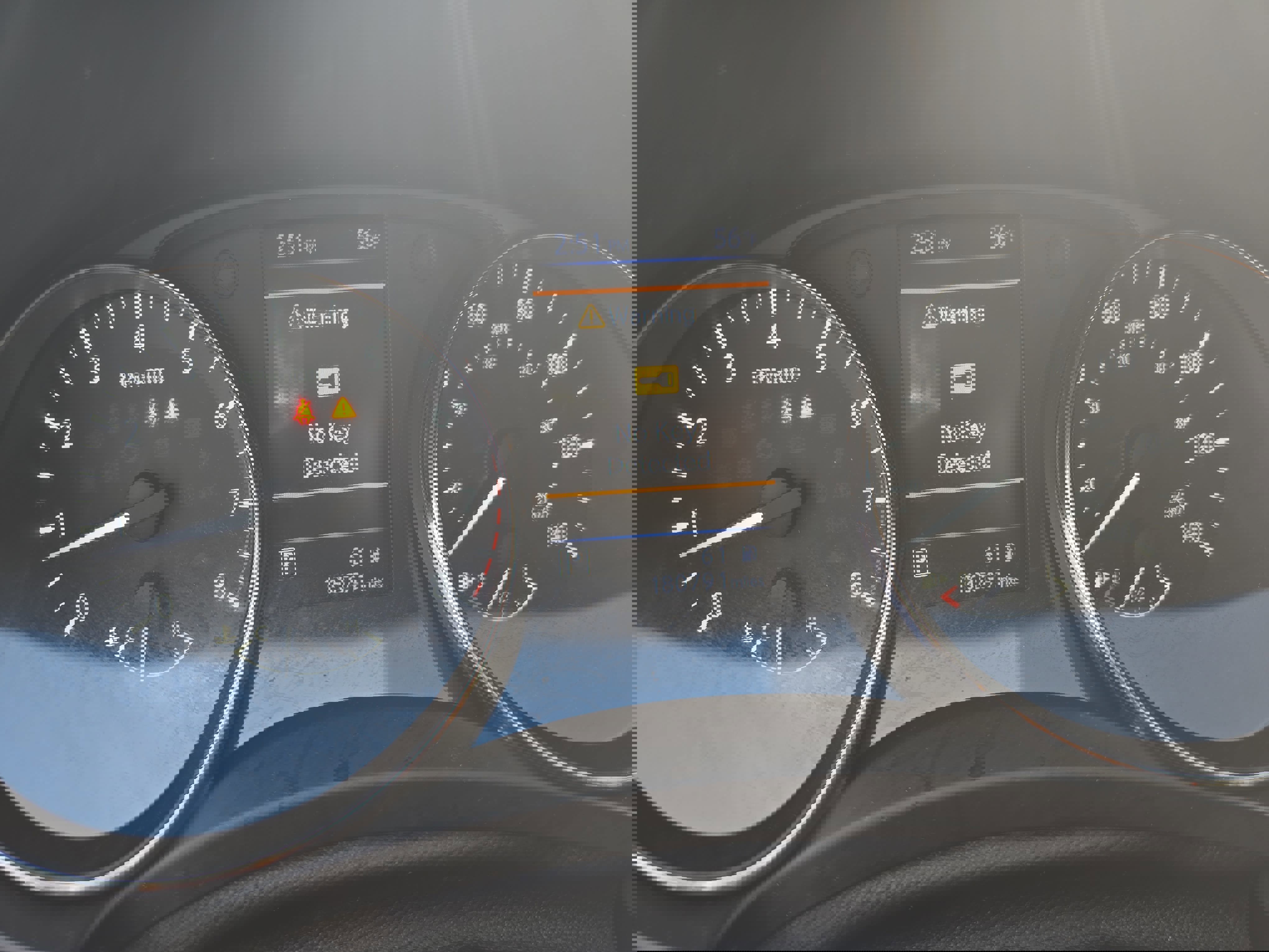 Used 2018 Nissan Rogue SV image 21