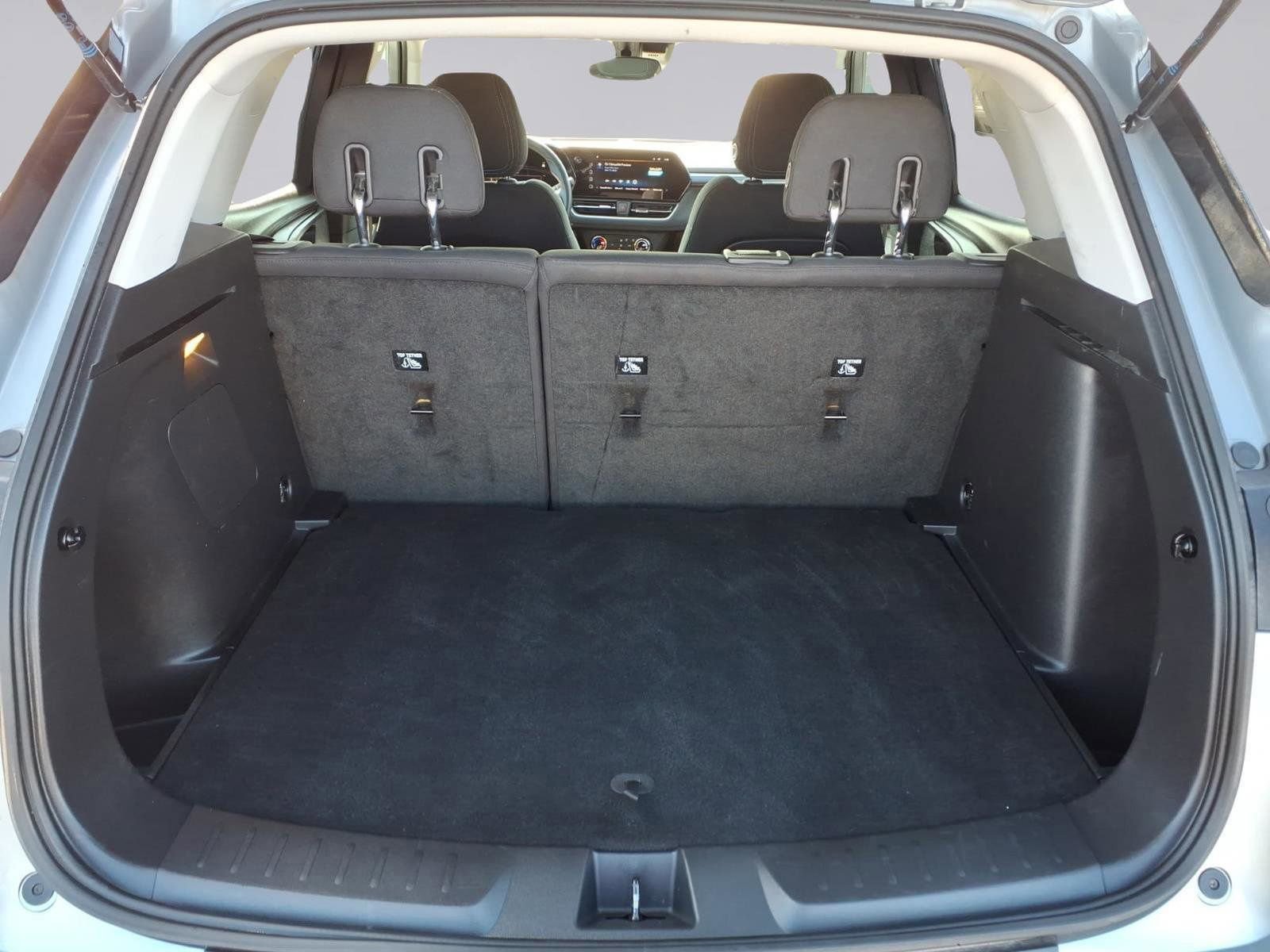 Used 2024 Chevrolet TrailBlazer LS w/ LS Convenience Package FWD image 27