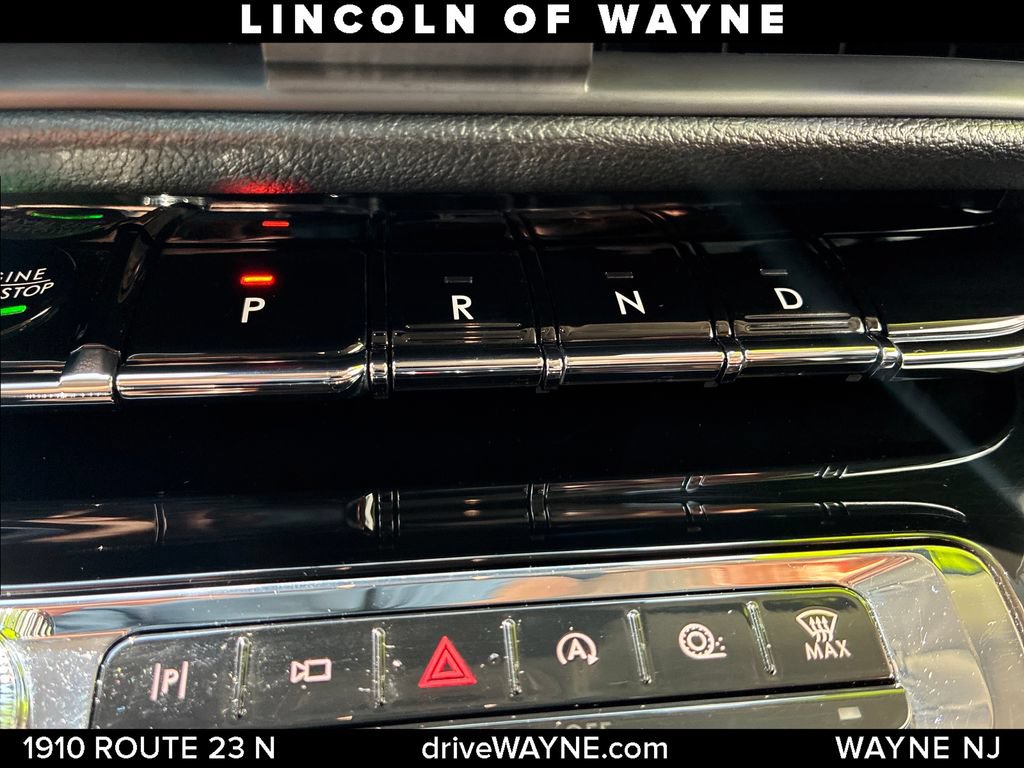 Certified 2024 Lincoln Corsair AWD w/ Equipment Group 101A image 21