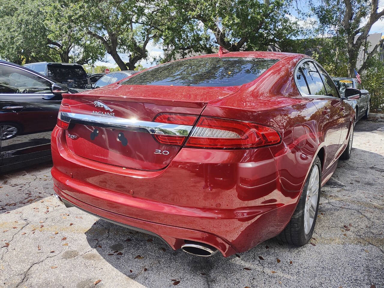 Used 2014 Jaguar XF 3.0 RWD image 12