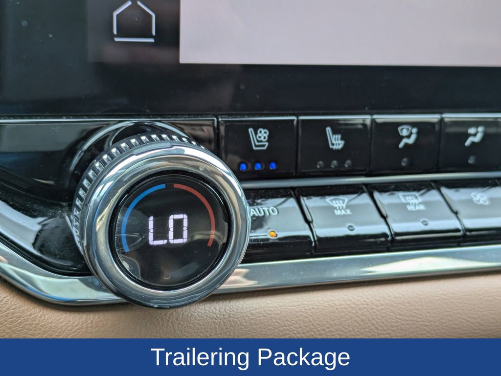 Used 2024 GMC Canyon AT4 w/ AT4 Premium Package image 26