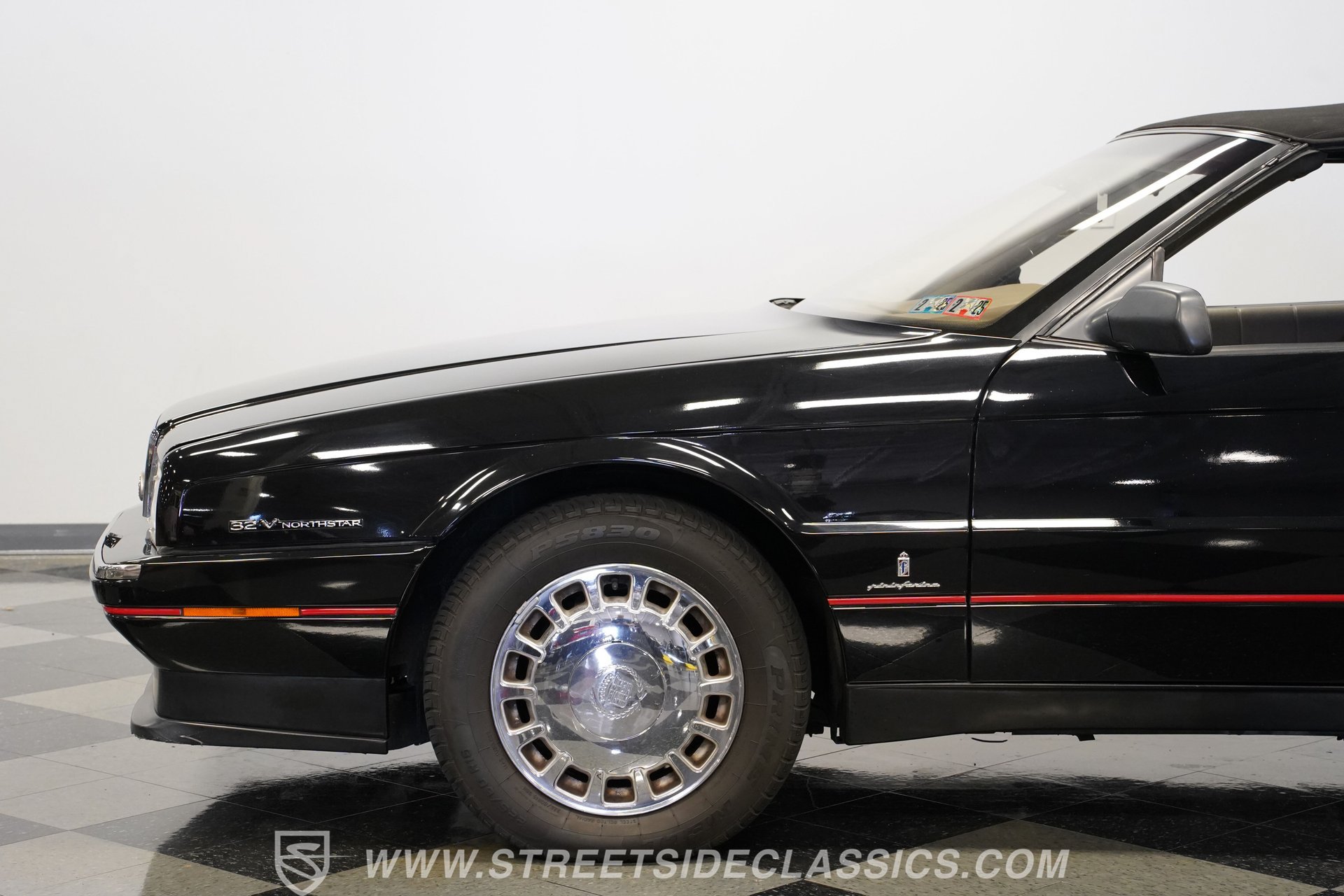 Used 1993 Cadillac Allante FWD image 24